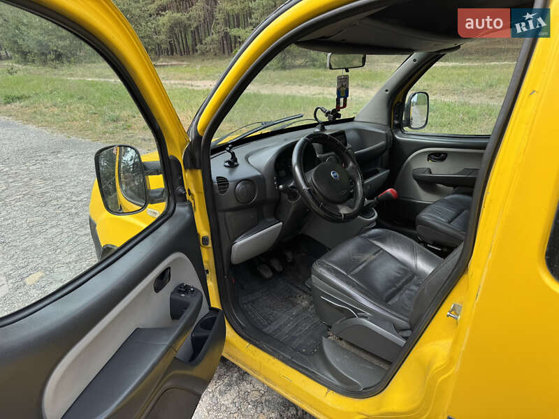 Мінівен Fiat Doblo 2006 в Охтирці