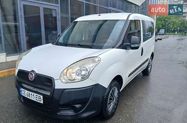 Вантажопасажирський фургон Fiat Doblo 2011 в 