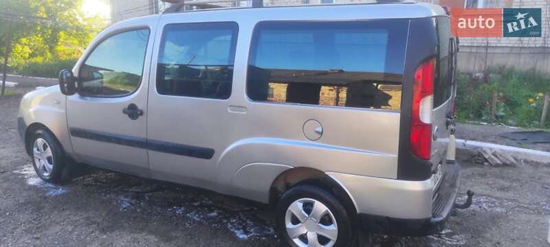 Минивэн Fiat Doblo 2005 в Рудки