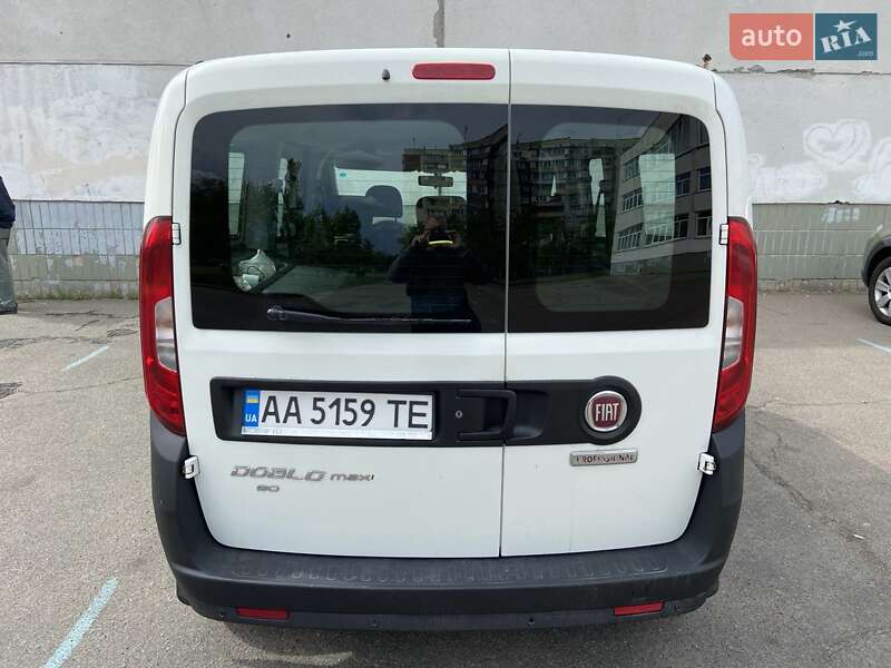 Мінівен Fiat Doblo 2017 в Києві