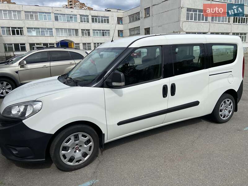 Мінівен Fiat Doblo 2017 в Києві