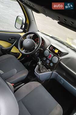 Мінівен Fiat Doblo 2005 в 