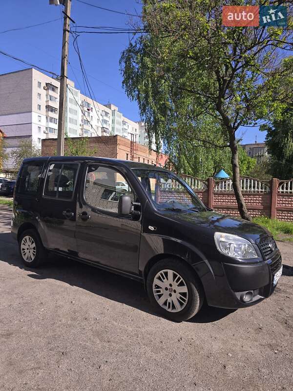 Мінівен Fiat Doblo 2008 в 