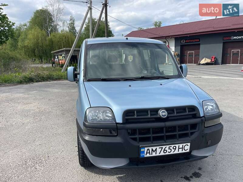 Мінівен Fiat Doblo 2005 в 