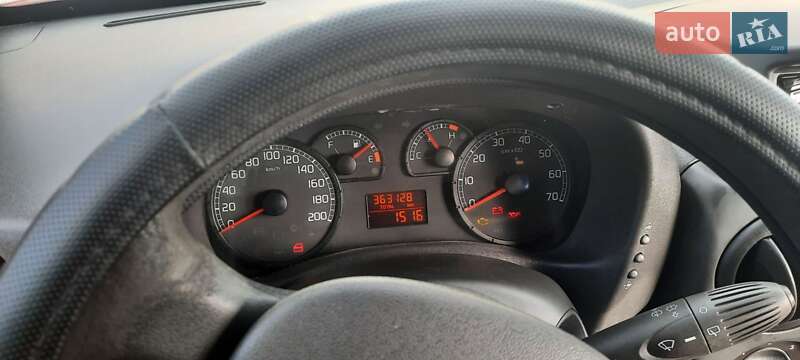 Минивэн Fiat Doblo 2006 в Виннице