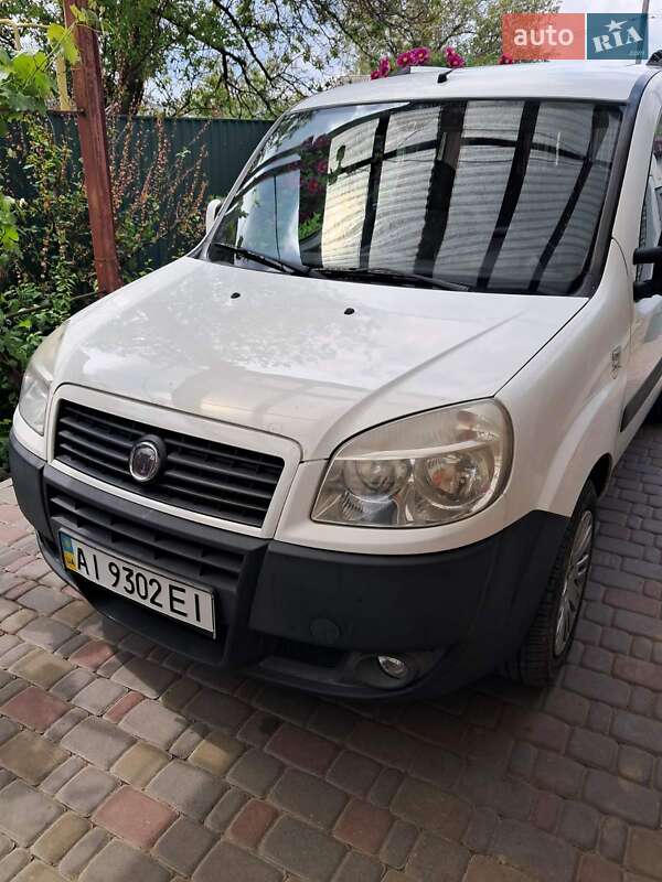 Мінівен Fiat Doblo 2009 в 
