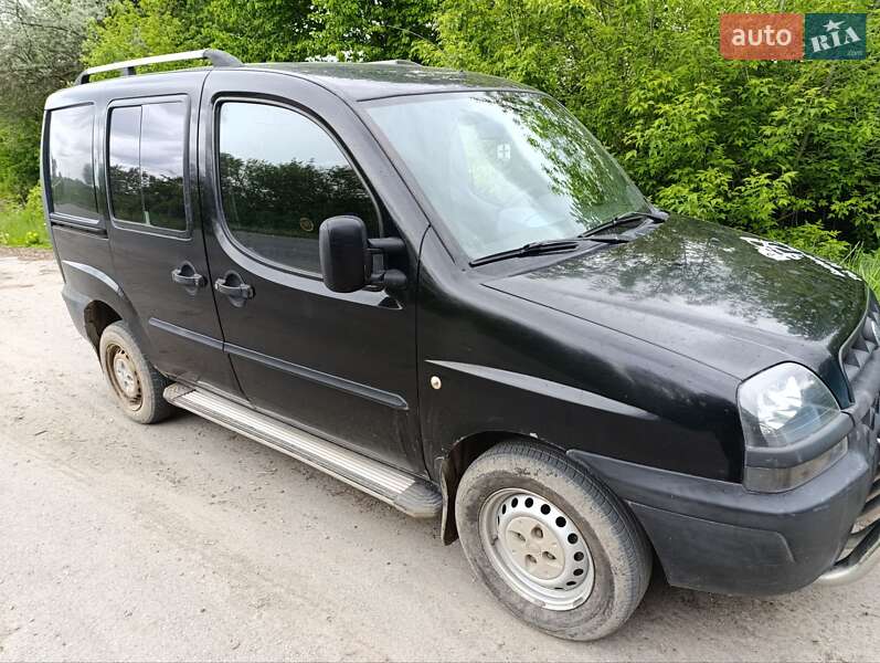 Минивэн Fiat Doblo 2005 в Романковцах