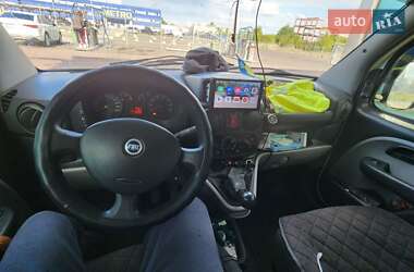 Минивэн Fiat Doblo 2006 в 