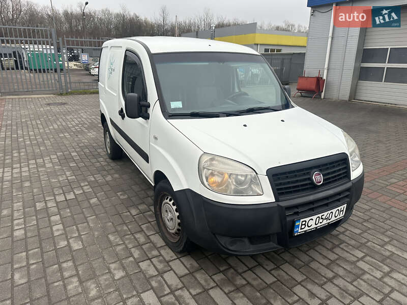 Fiat Doblo 2013