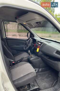 Грузовой фургон Fiat Doblo 2012 в 