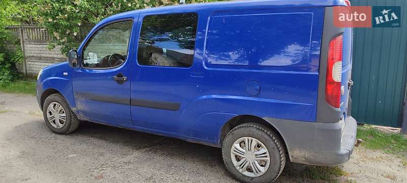 Минивэн Fiat Doblo 2008 в Вышгороде
