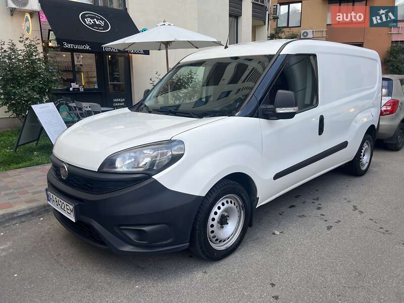 Вантажний фургон Fiat Doblo 2018 в 