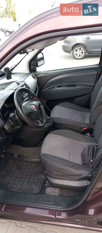 Минивэн Fiat Doblo 2013 в Киеве