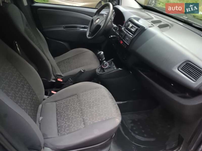 Грузовой фургон Fiat Doblo 2013 в Дрогобыче