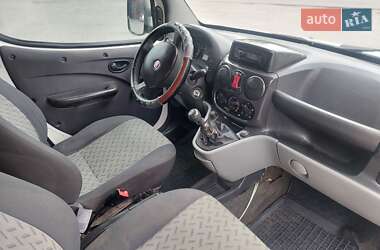 Грузопассажирский фургон Fiat Doblo 2012 в 