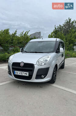 Минивэн Fiat Doblo 2010 в 