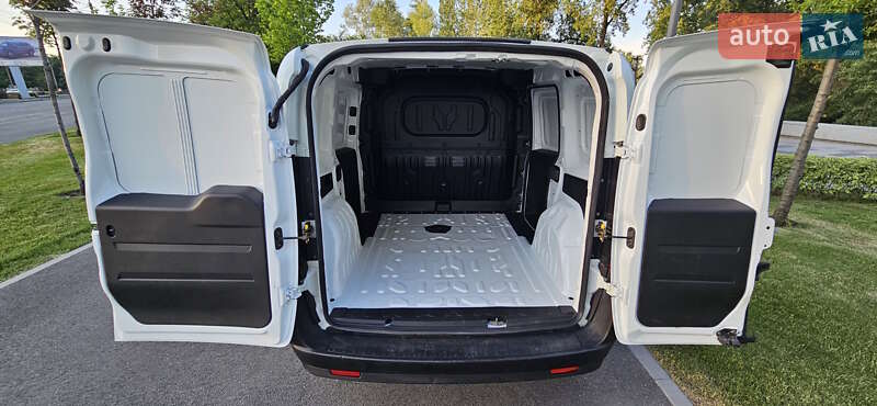 Грузовой фургон Fiat Doblo 2016 в Днепре