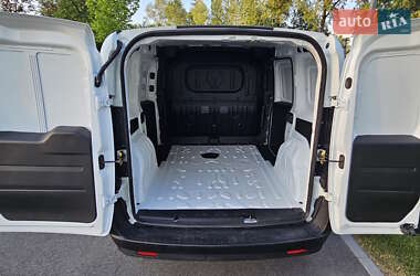 Грузовой фургон Fiat Doblo 2016 в 