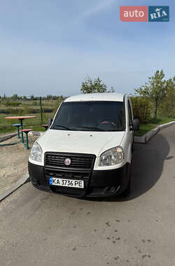 Грузовой фургон Fiat Doblo 2011 в Киеве