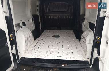 Грузовой фургон Fiat Doblo 2011 в 