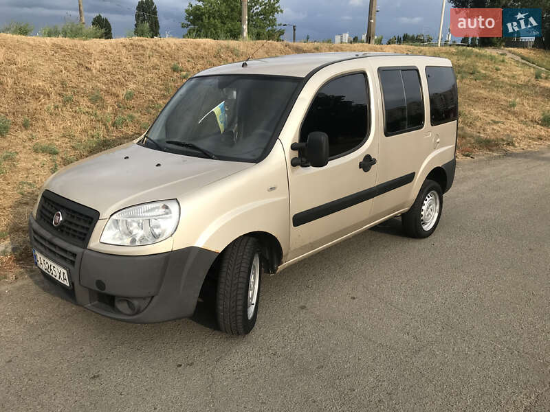 Fiat Doblo 2013