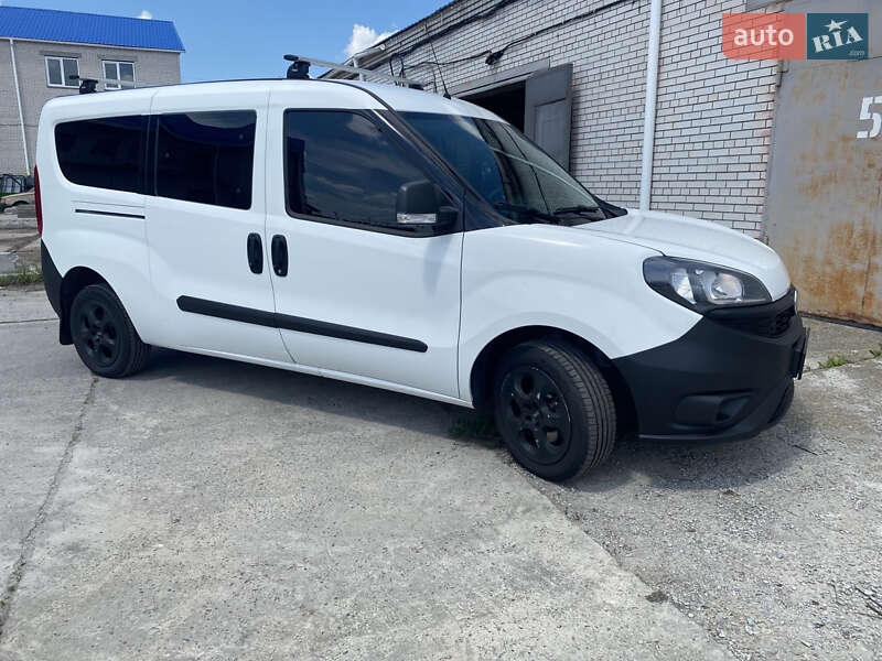 Мінівен Fiat Doblo 2020 в Святопетрівське