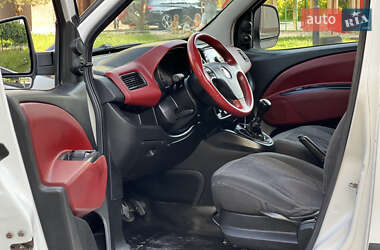 Мінівен Fiat Doblo 2011 в 