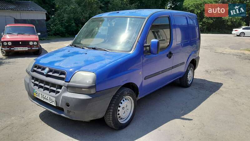 Грузовой фургон Fiat Doblo 2004 в Гайсине