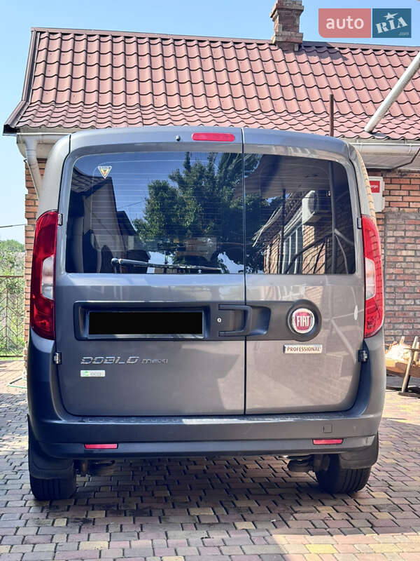 Минивэн Fiat Doblo 2017 в Марганце