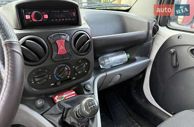 Грузовой фургон Fiat Doblo 2011 в 