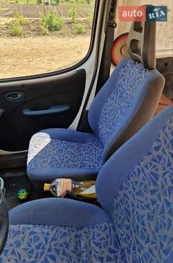 Грузовой фургон Fiat Doblo 2003 в 