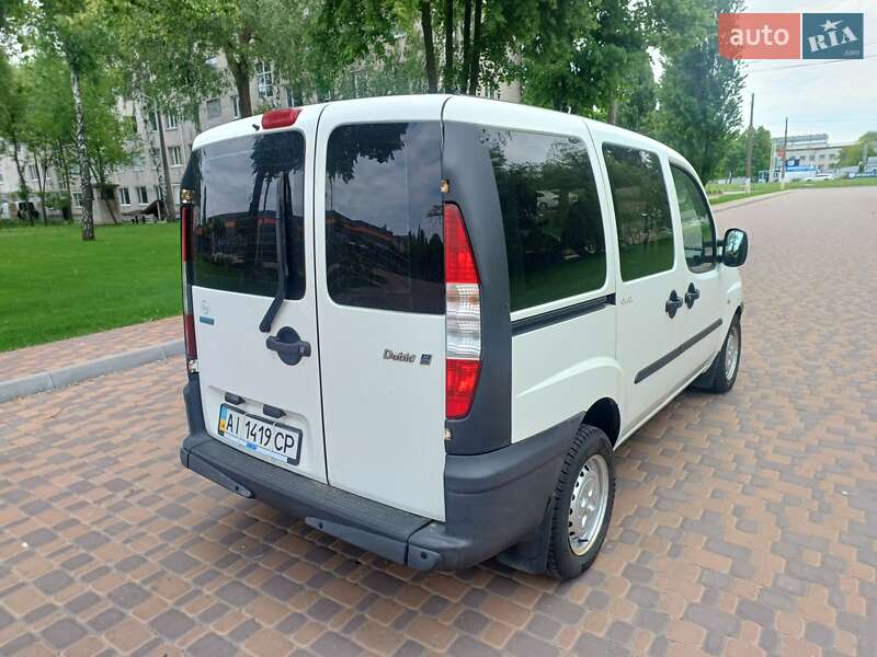 Мінівен Fiat Doblo 2003 в Києві