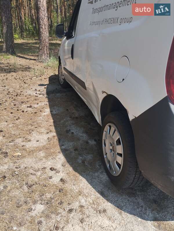 Грузовой фургон Fiat Doblo 2013 в Киеве