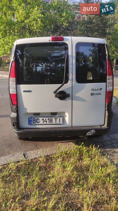 Минивэн Fiat Doblo 2004 в Николаеве