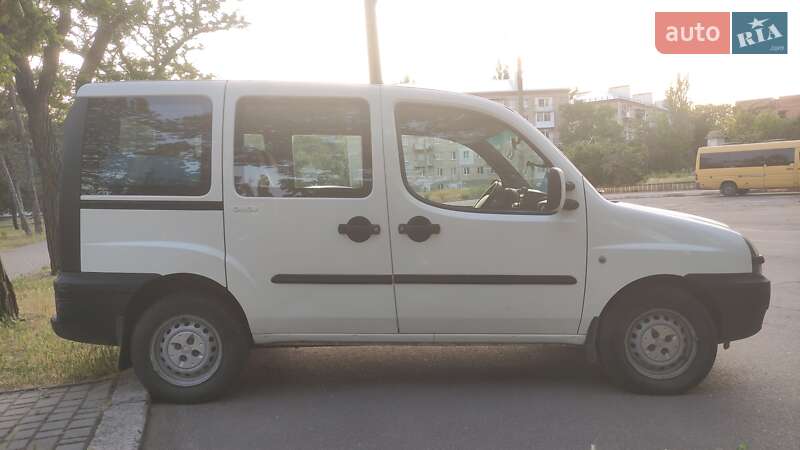 Минивэн Fiat Doblo 2004 в Николаеве