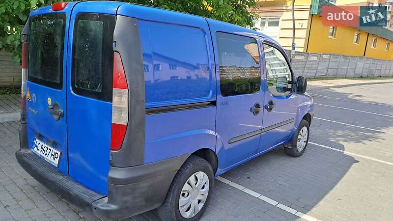 Минивэн Fiat Doblo 2004 в Луцке