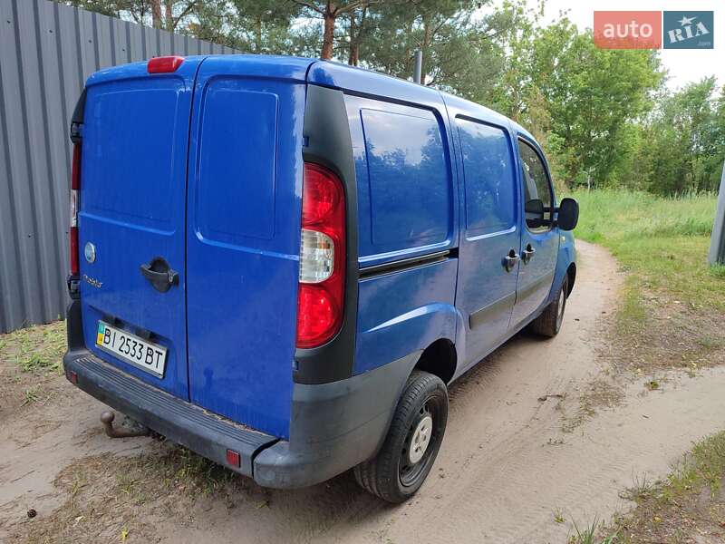 Грузовой фургон Fiat Doblo 2006 в Краснограде