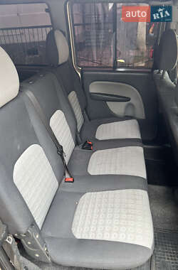 Минивэн Fiat Doblo 2008 в 