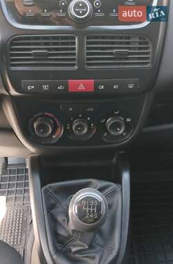 Грузовой фургон Fiat Doblo 2010 в 