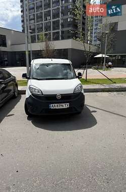 Вантажний фургон Fiat Doblo 2016 в Києві