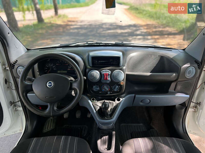 Минивэн Fiat Doblo 2006 в Дубно