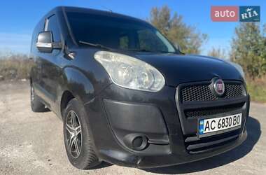 Вантажний фургон Fiat Doblo 2012 в Луцьку