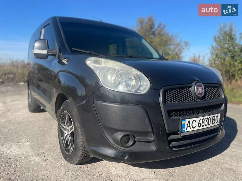 Fiat Doblo 2012