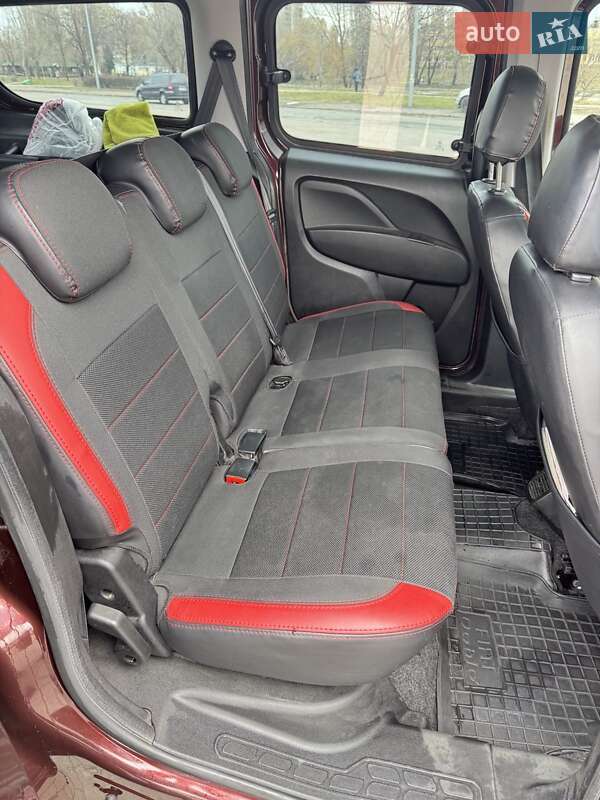 Минивэн Fiat Doblo 2016 в Киеве фото 15 Минивэн Fiat Doblo 2016 в Киеве