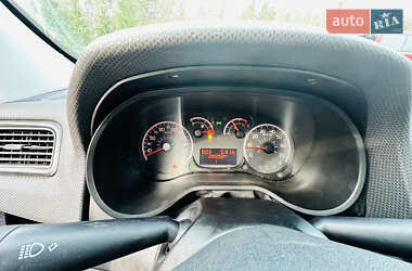 Минивэн Fiat Doblo 2010 в 