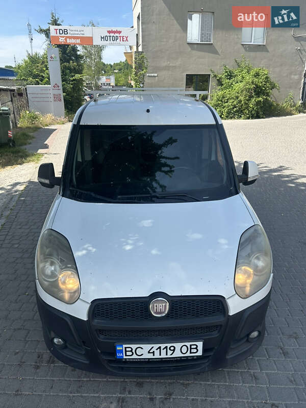 Fiat Doblo 2011