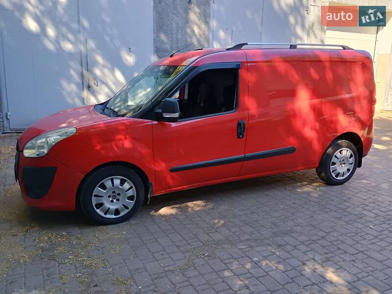 Грузовой фургон Fiat Doblo 2011 в Ивано-Франковске