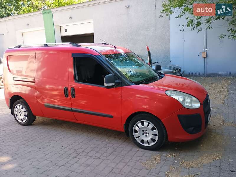 Грузовой фургон Fiat Doblo 2011 в Ивано-Франковске