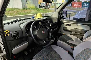 Минивэн Fiat Doblo 2008 в 