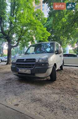 Минивэн Fiat Doblo 2004 в Киеве